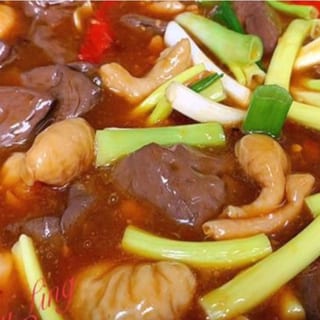 Ma-La Intestine with Blood Tofu 五更腸旺
